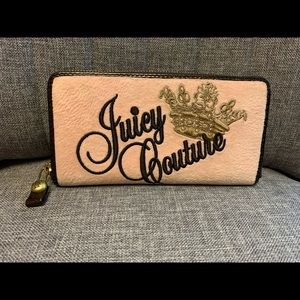 Juicy Couture pink wallet